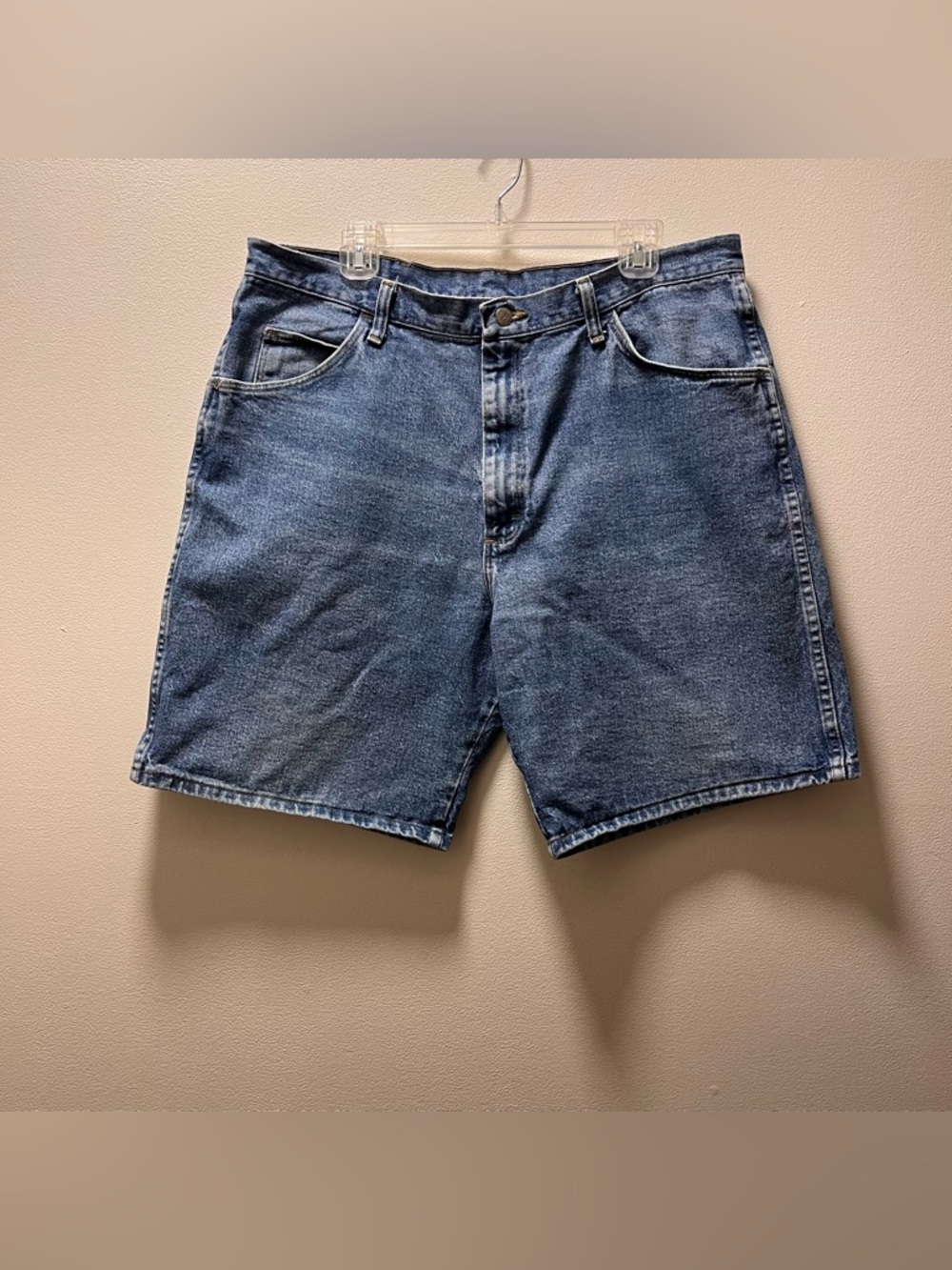Wrangler Hero Originals Y2K Vintage Classic Durable Men's Denim Shorts, Sz 38